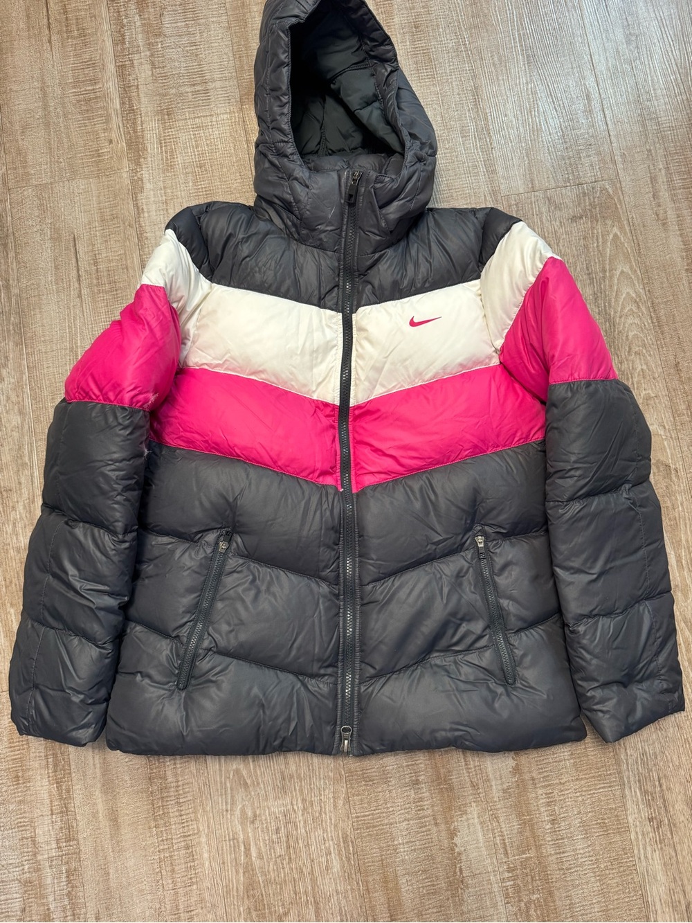 Nike Women's Black, Hot Pink & White Chevron Puffer Jacket with Hood 550